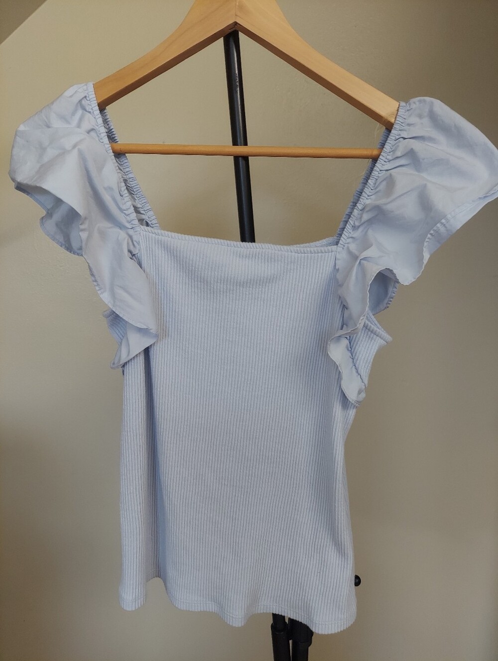 A New Day Women's ruffle sleeve tank top Light Blue Sz M